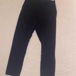 black lulu align crops